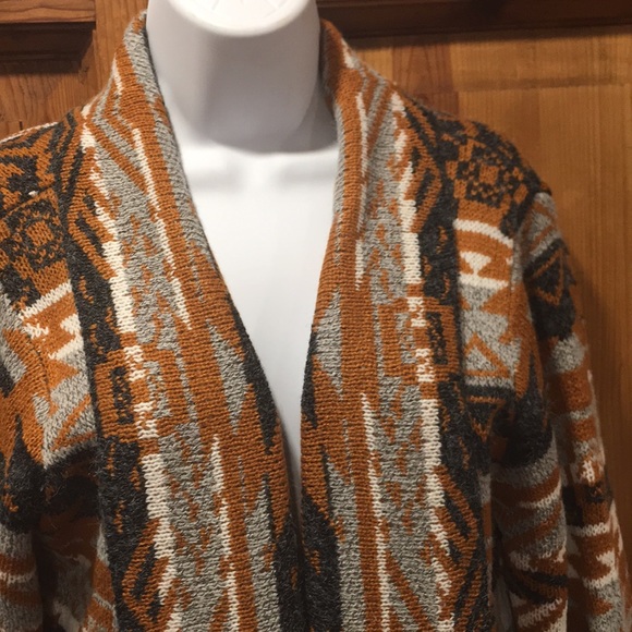 Blue B Collection Long Cardigan Aztec Design, Size Medium - Picture 2 of 10